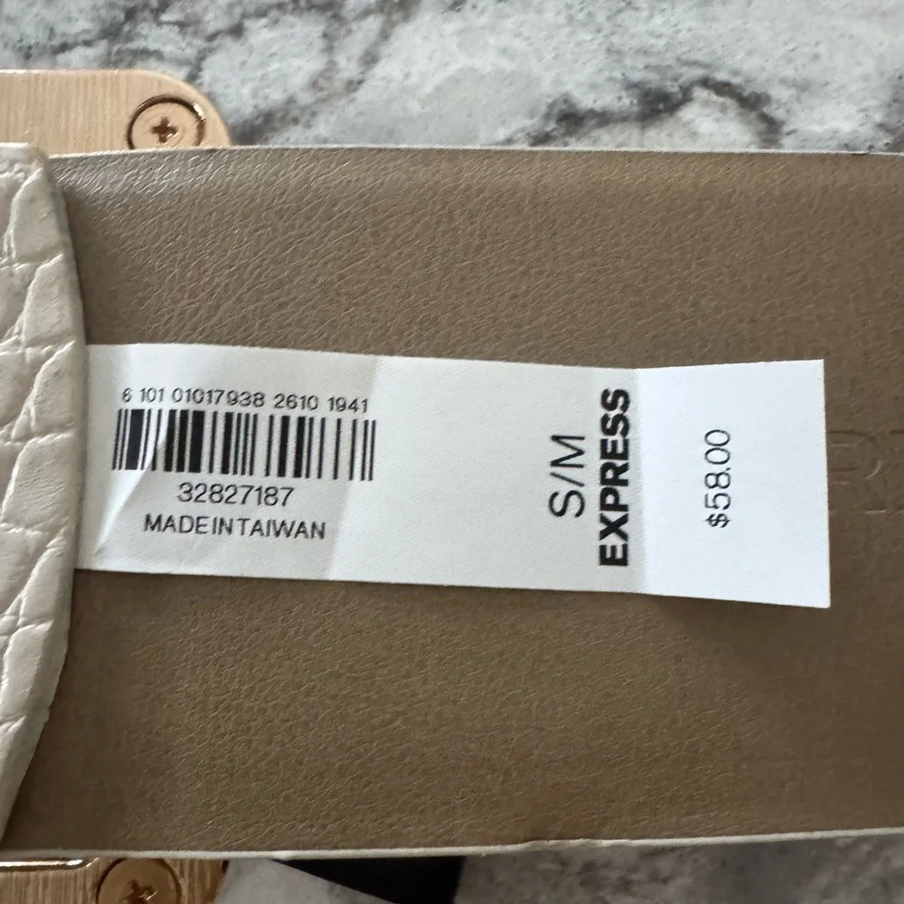 NWT Express Ivory Croc Embossed Statement Waist Belt Oversized Buckle S/M